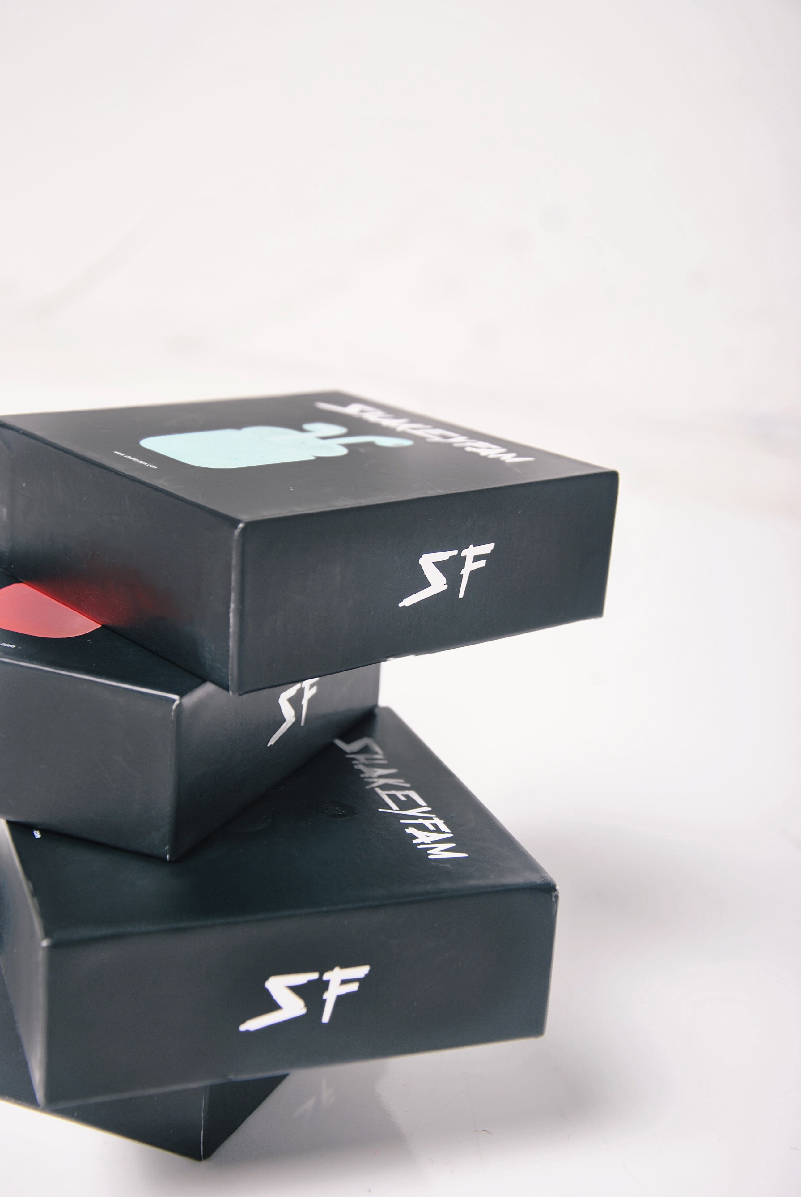 ShakeyPods Red